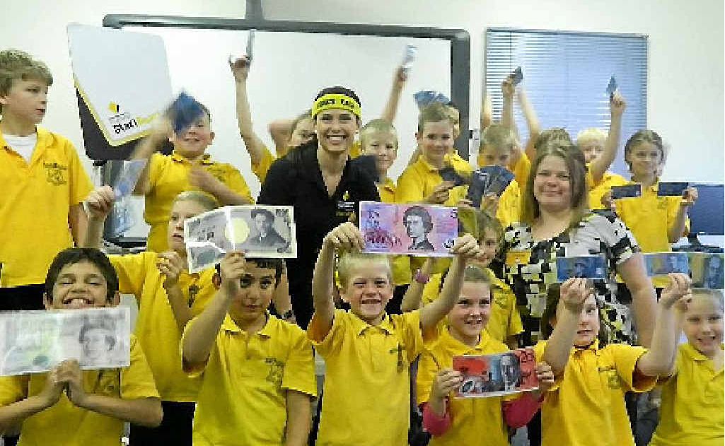 Glennie Heights Grade 3/4 class learn about money with the Commonwealth Foundation StartSmart. Glennie Heights Grade 3/4 class learn about money with the Commonwealth Foundation StartSmart.